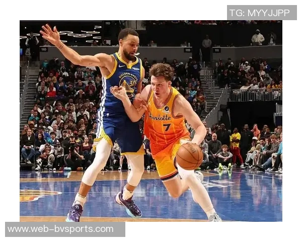 克尼佩尔表现出色贡献19分7板4助双向西塞强势拿下10分13板3帽科沃德也有17分2帽的精彩表现